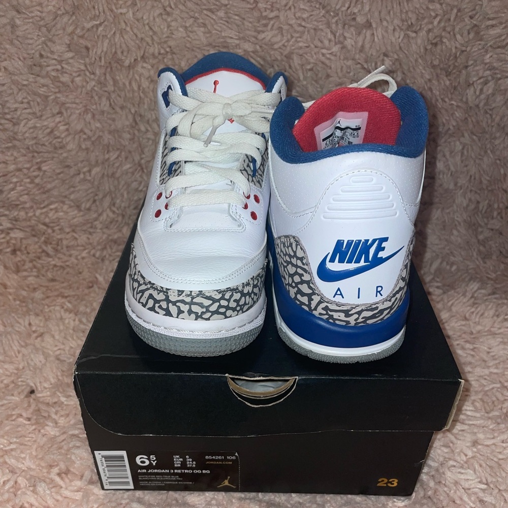 Jordan Retro 3 “True Blue” Sneakers🏀